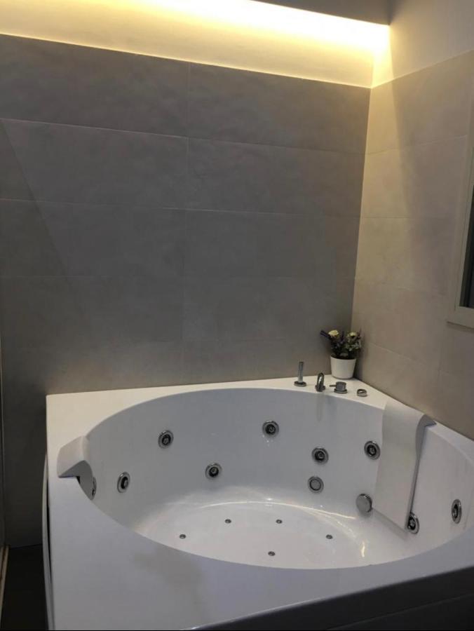 Samcri Luxury Home คาตาเนีย ภายนอก รูปภาพ