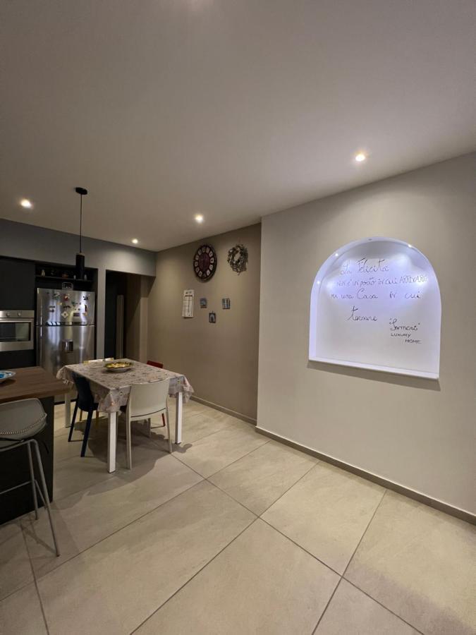 Samcri Luxury Home คาตาเนีย ภายนอก รูปภาพ